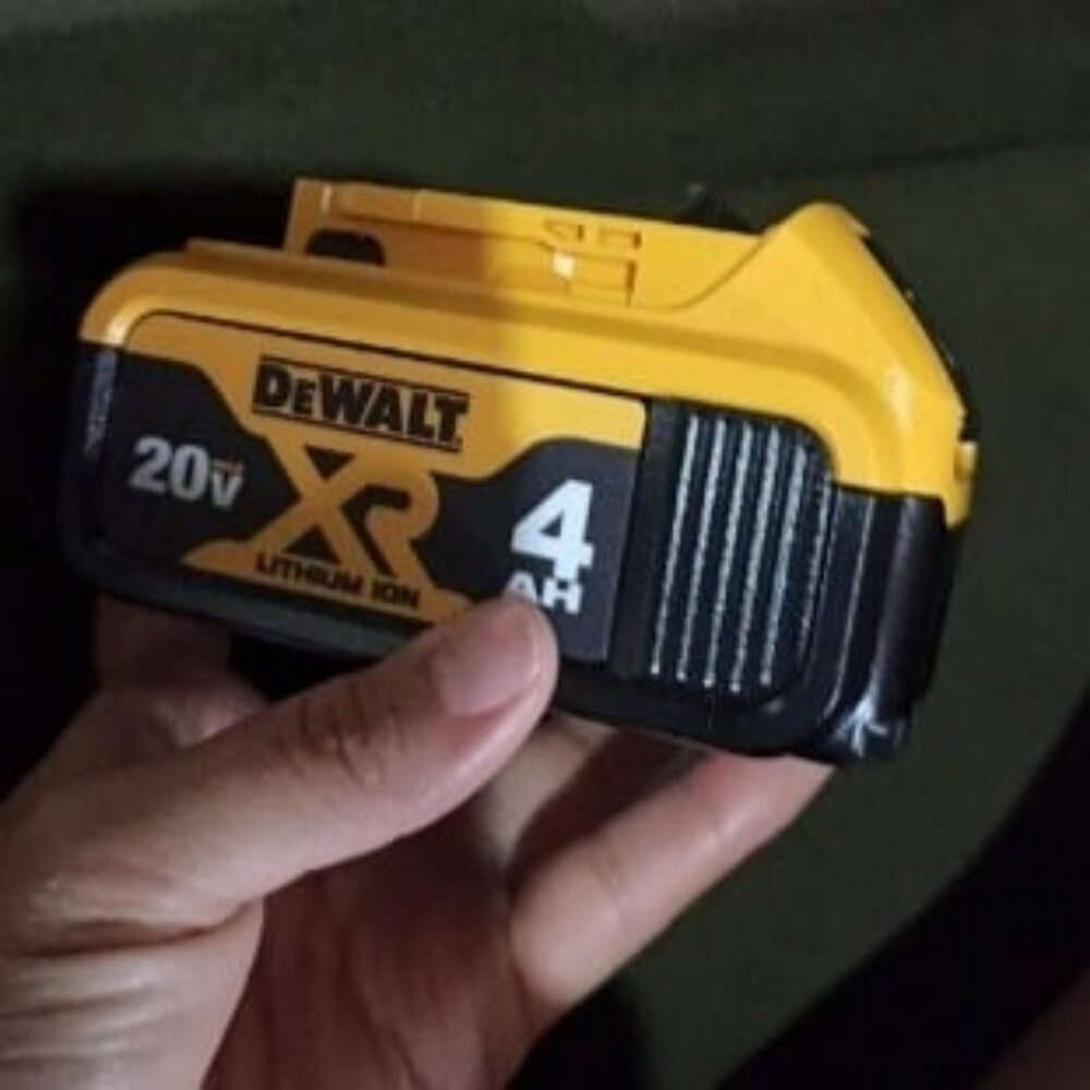20V Max Premium XR Li-Ion Battery Pack